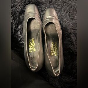 Vintage silver heels. Made in Italy